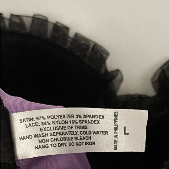 Frederick’s of Hollywood Purple & Black Satin Lace Corset top Large - Picture 3 of 10